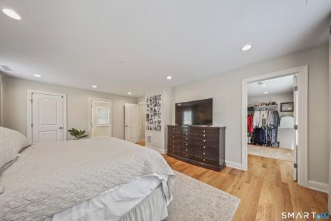 18 Hunting Ridge Road Middlebury CT 06762