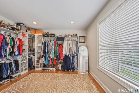18 Hunting Ridge Road Middlebury CT 06762