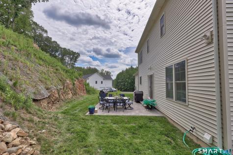 18 Hunting Ridge Road Middlebury CT 06762
