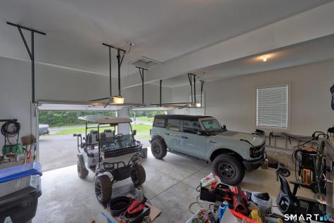 18 Hunting Ridge Road Middlebury CT 06762