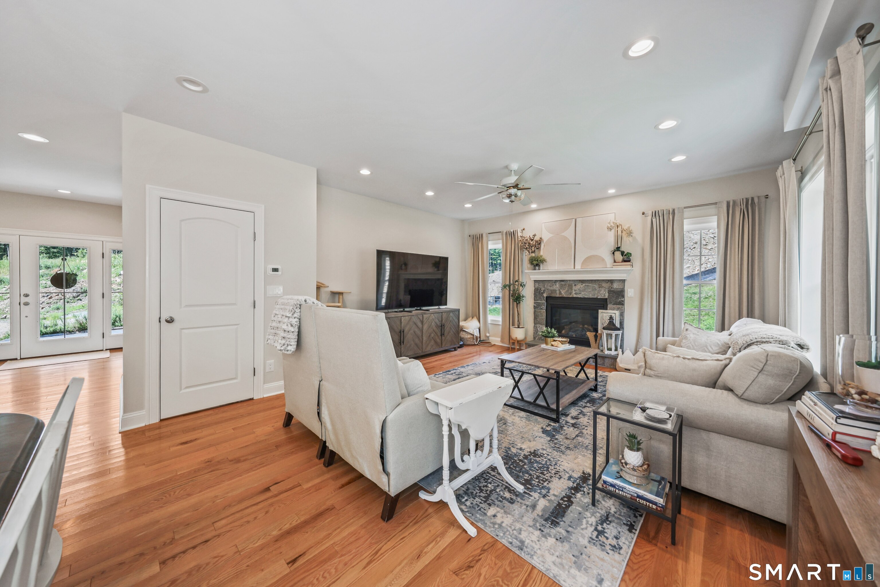 18 Hunting Ridge Road Middlebury CT 06762