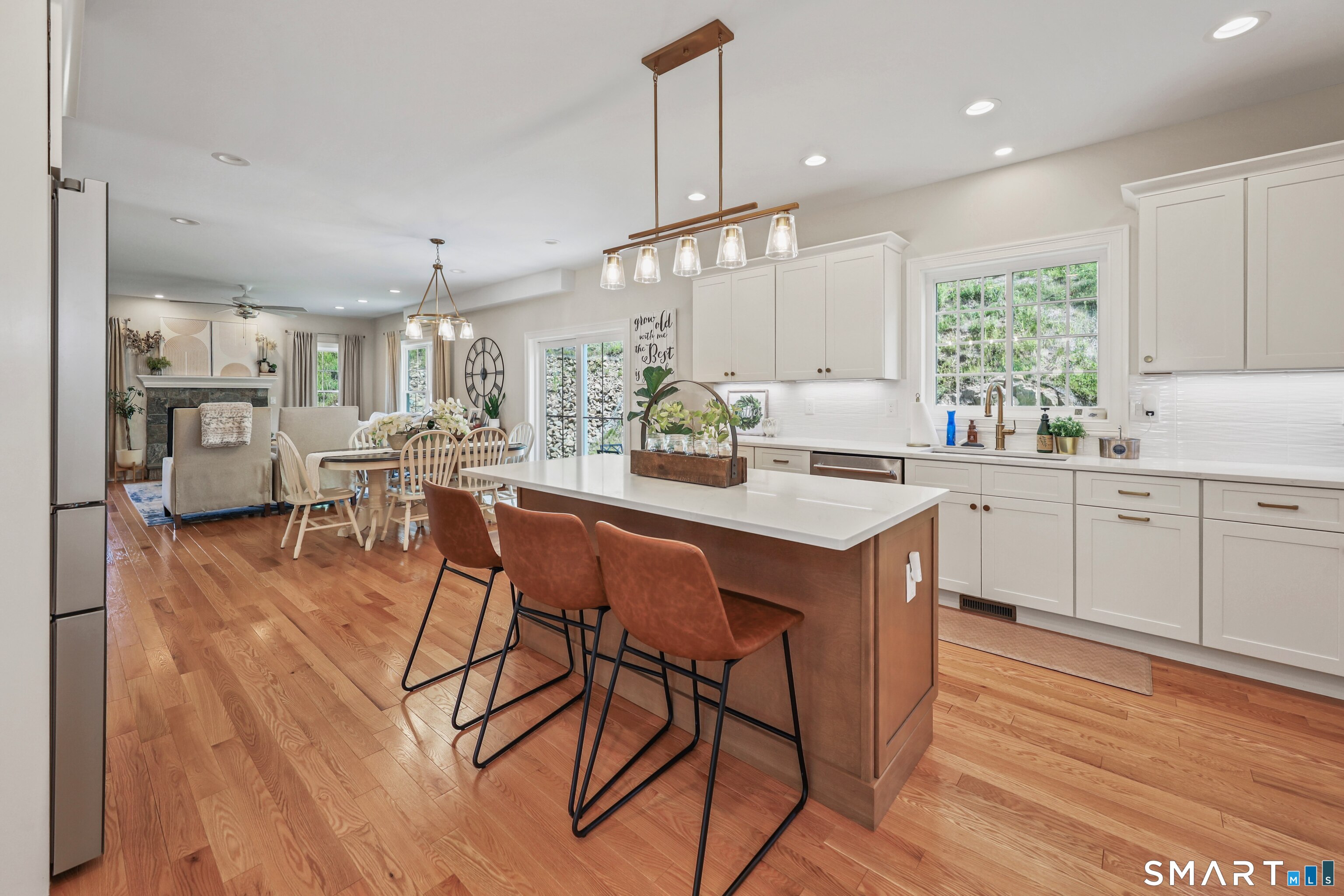 18 Hunting Ridge Road Middlebury CT 06762