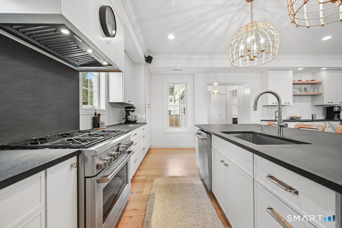 464 Ruane Street Fairfield CT 06824