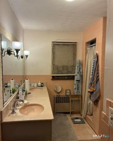 25 Oakridge Road Trumbull CT 06611