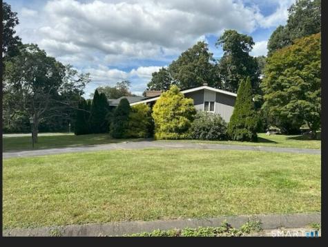 25 Oakridge Road Trumbull CT 06611