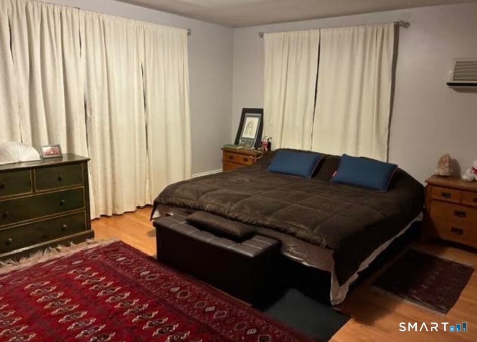 25 Oakridge Road Trumbull CT 06611