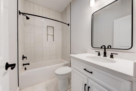 97 Crosby Road Glastonbury CT 06033