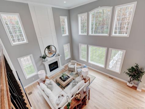 97 Crosby Road Glastonbury CT 06033