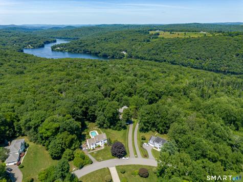 12 Lyndenwood Drive Brookfield CT 06804