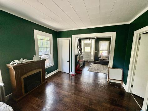 93 Oneco Street Norwich CT 06360