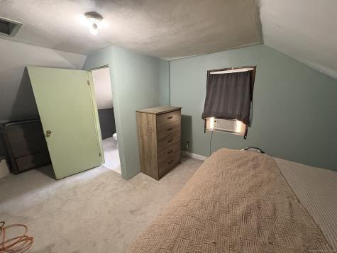 93 Oneco Street Norwich CT 06360