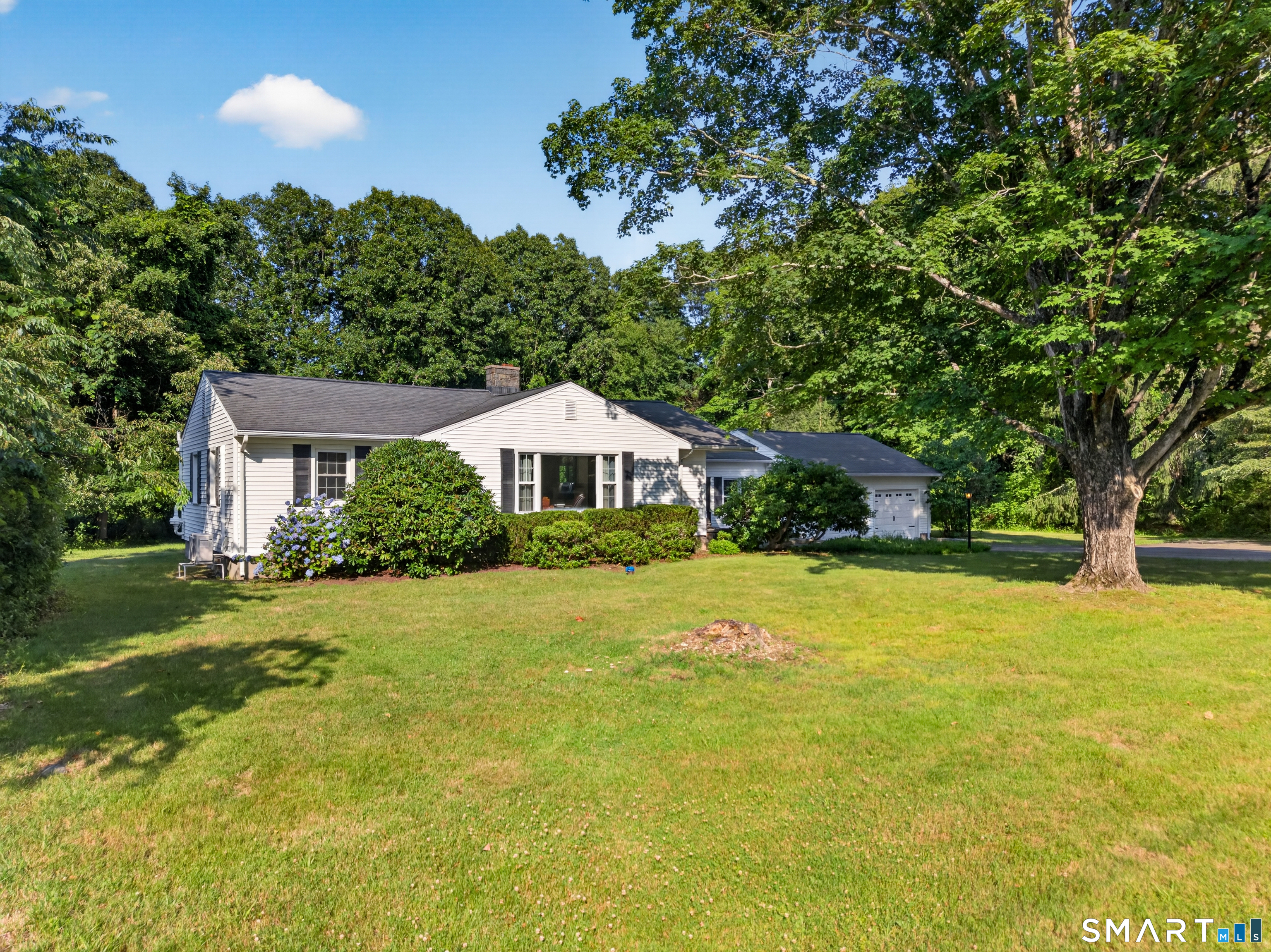 252 Cow Hill Road Clinton CT 06413