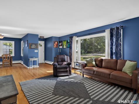 252 Cow Hill Road Clinton CT 06413