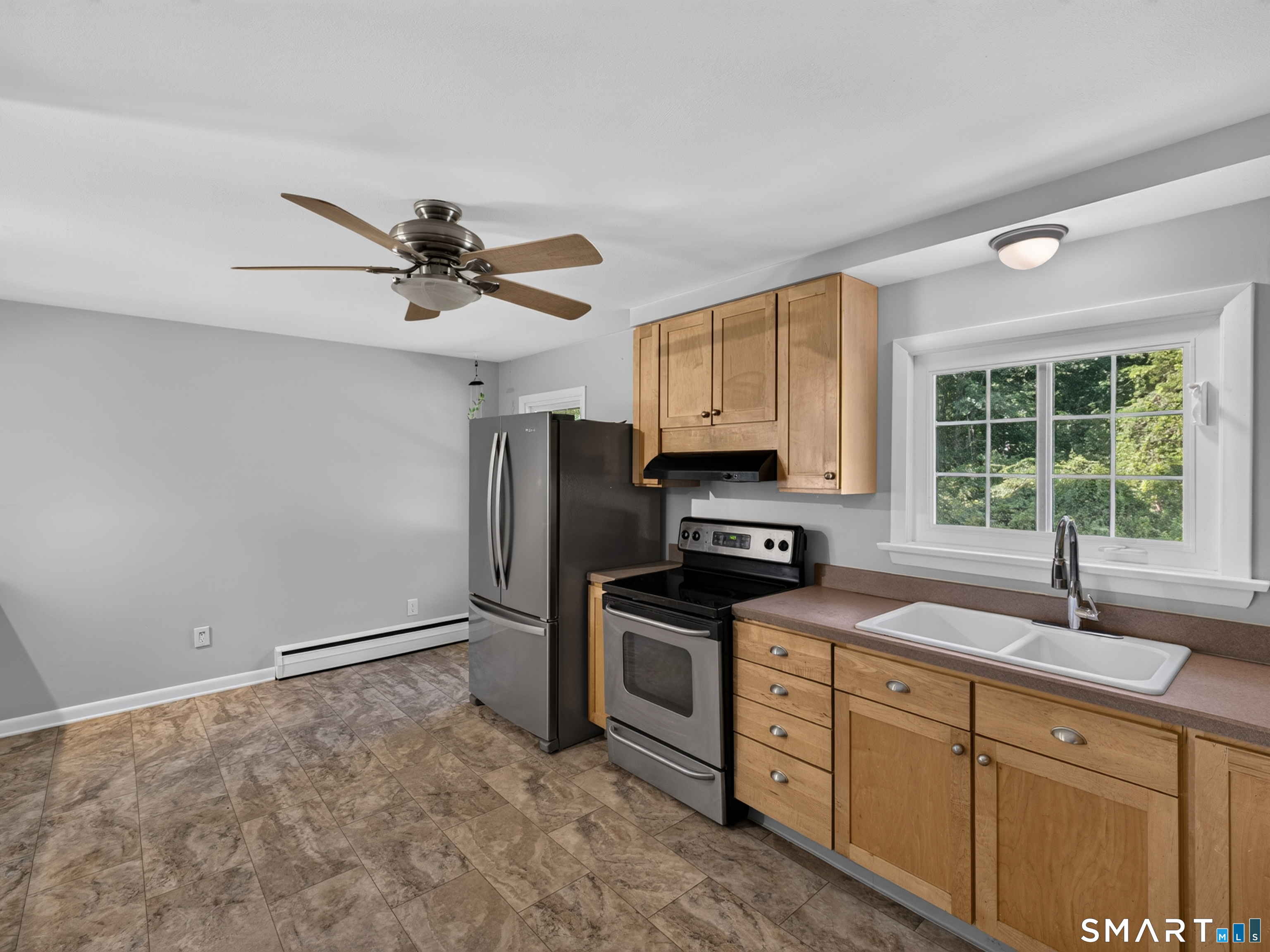 252 Cow Hill Road Clinton CT 06413