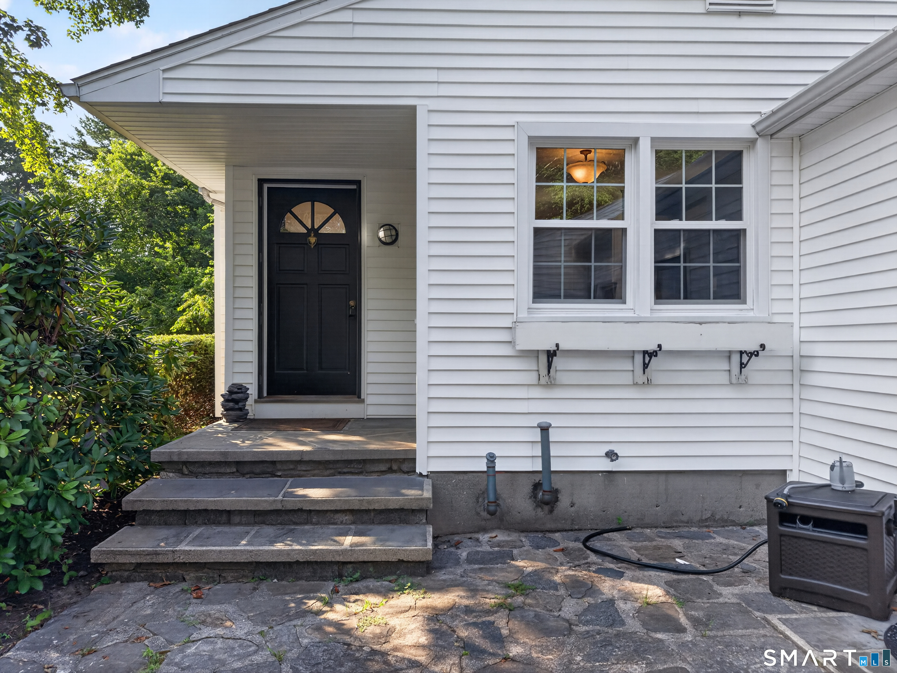 252 Cow Hill Road Clinton CT 06413