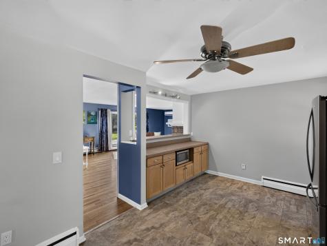 252 Cow Hill Road Clinton CT 06413