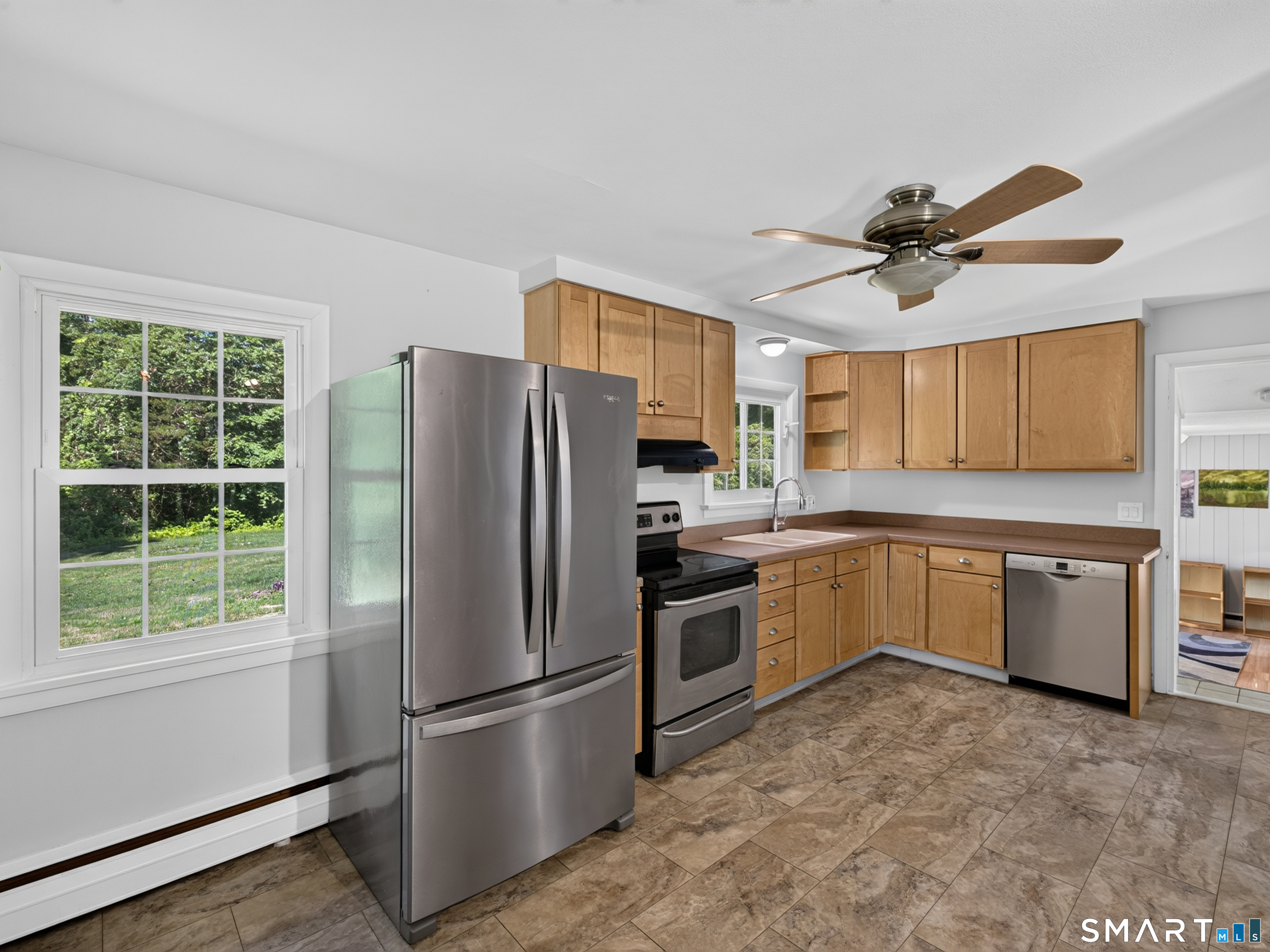 252 Cow Hill Road Clinton CT 06413