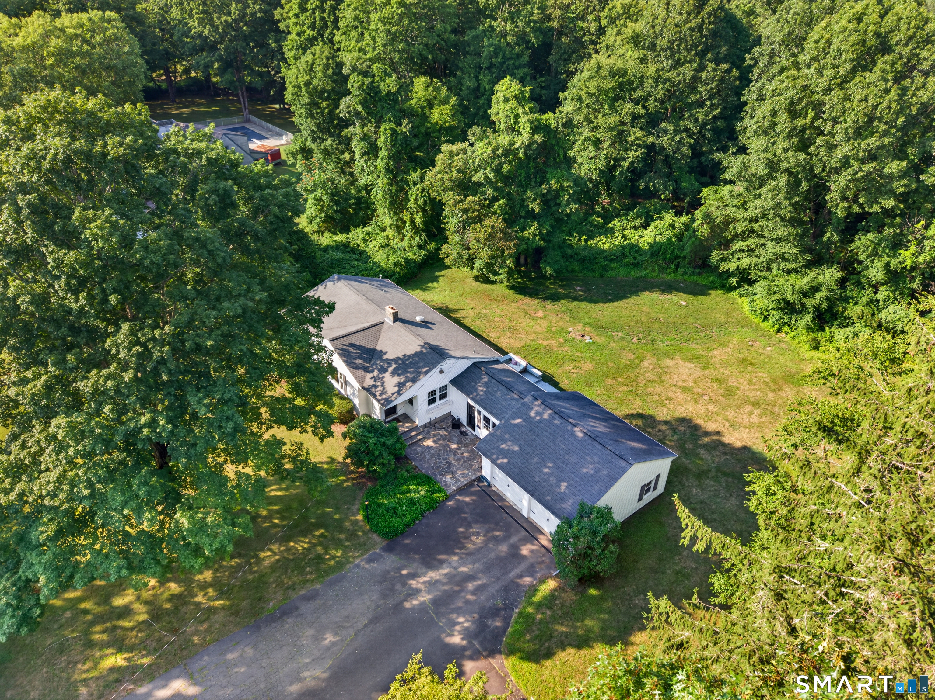 252 Cow Hill Road Clinton CT 06413