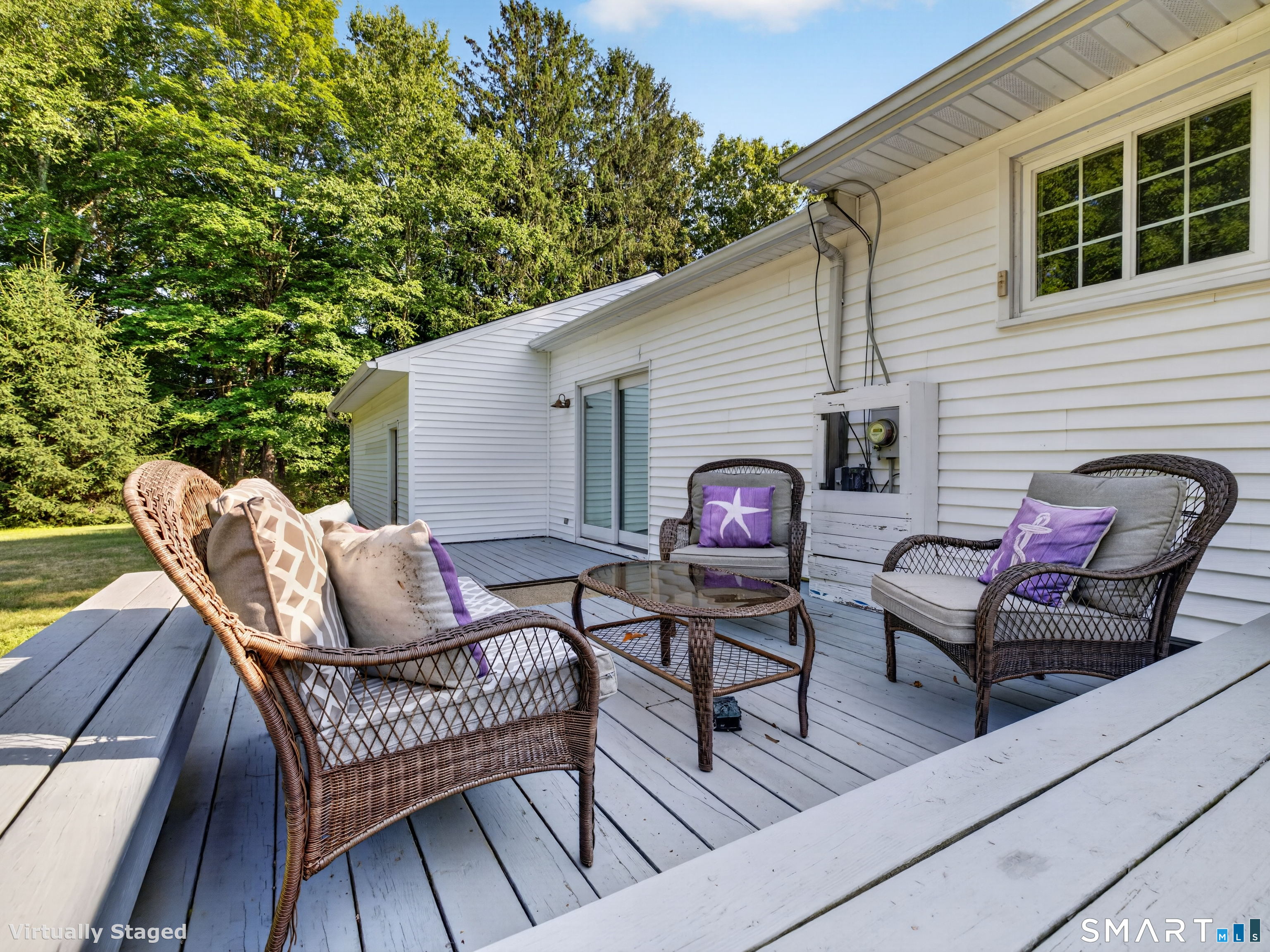 252 Cow Hill Road Clinton CT 06413