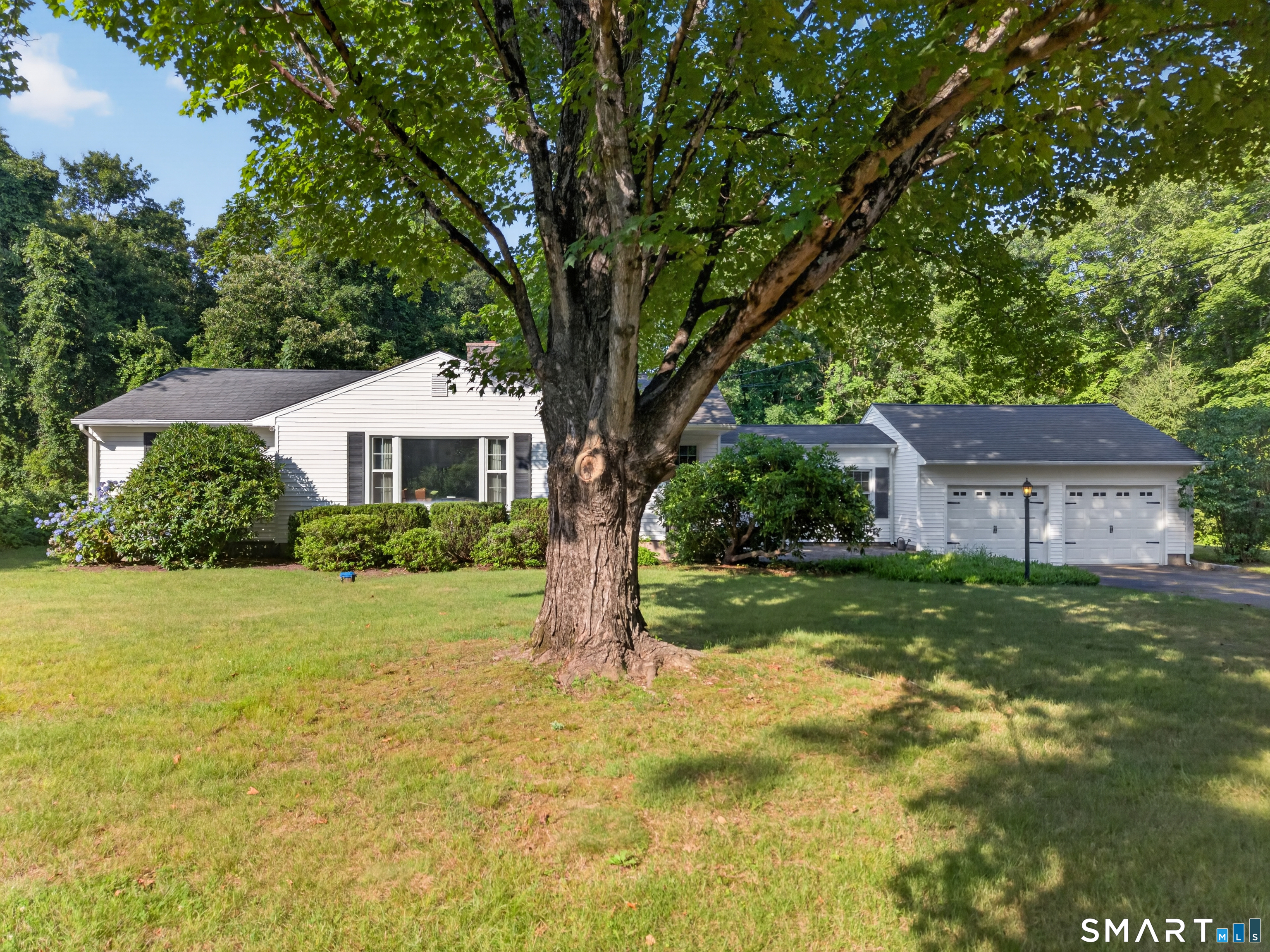 252 Cow Hill Road Clinton CT 06413