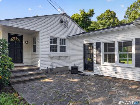 252 Cow Hill Road Clinton CT 06413