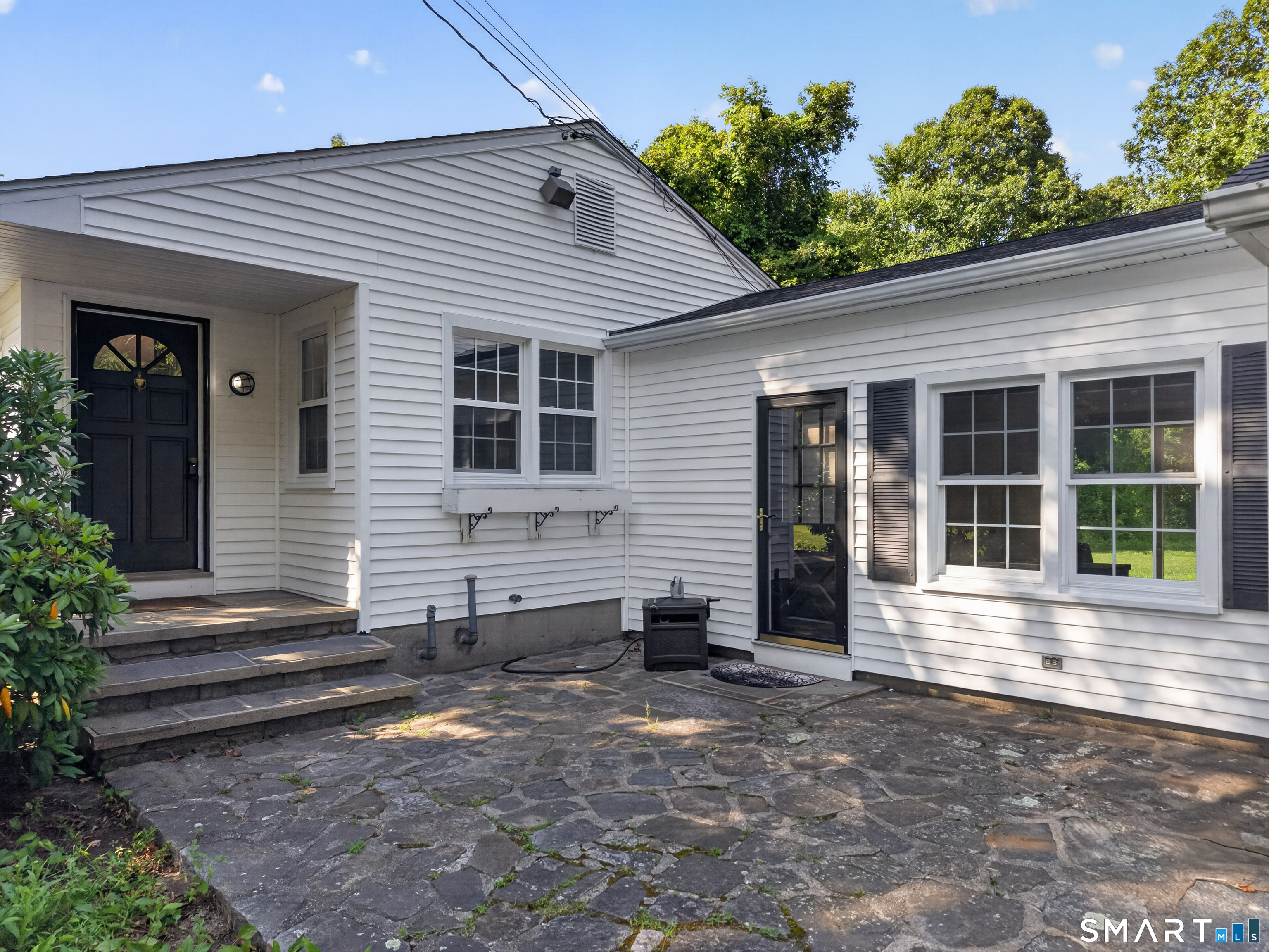 252 Cow Hill Road Clinton CT 06413