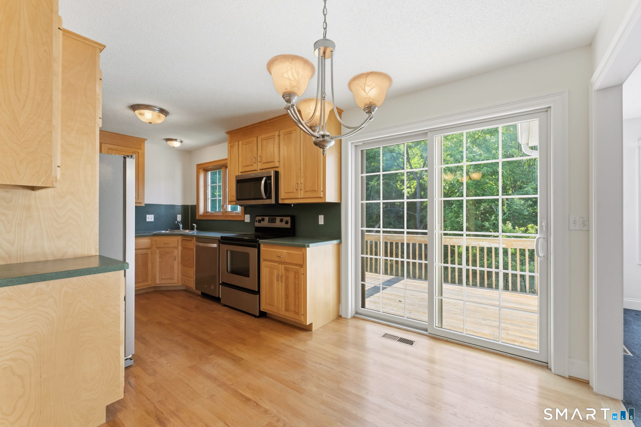 12 Juniper Road Bloomfield CT 06002