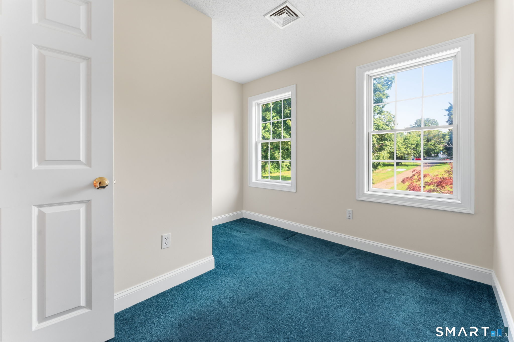 12 Juniper Road Bloomfield CT 06002