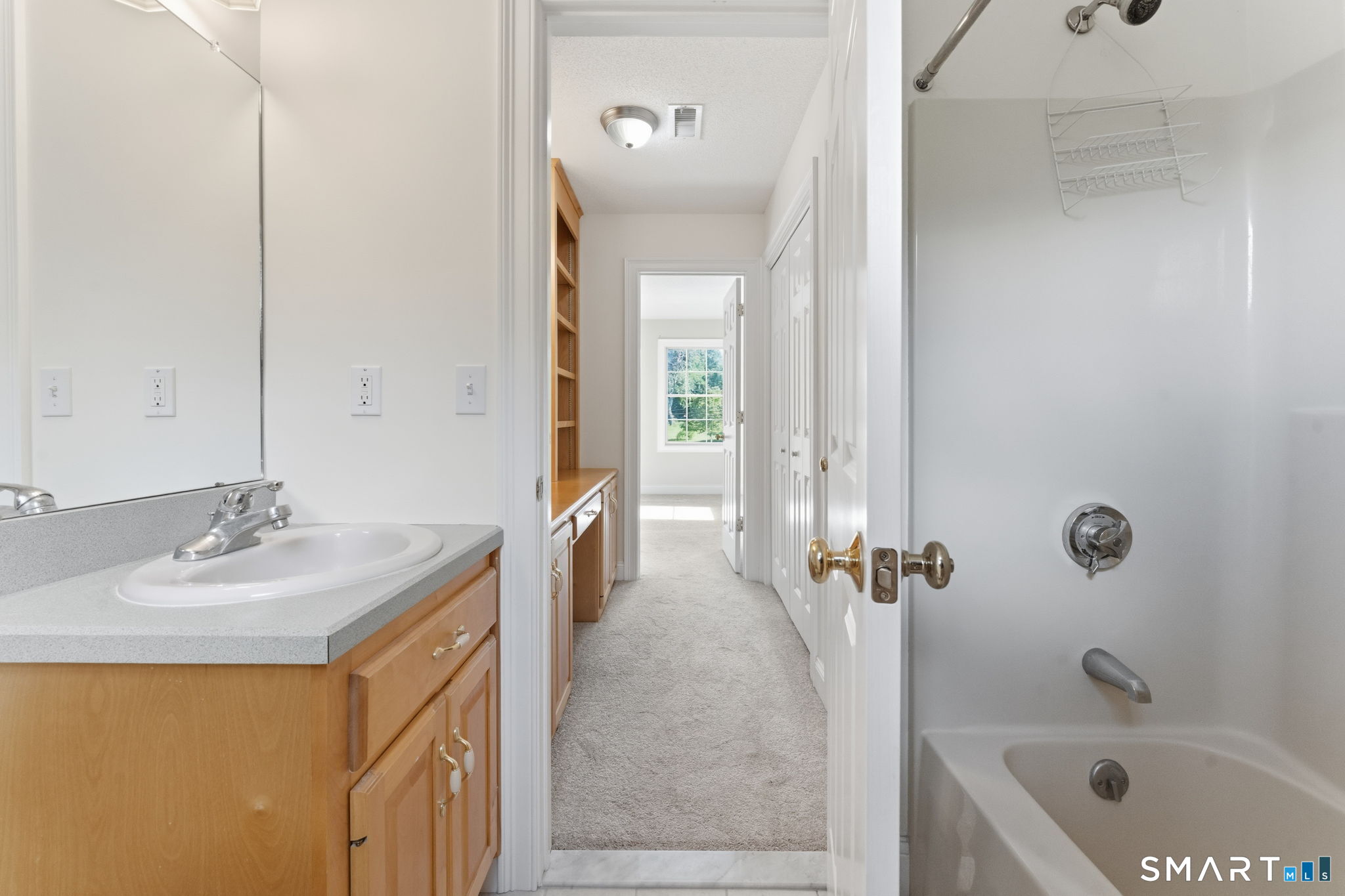 12 Juniper Road Bloomfield CT 06002