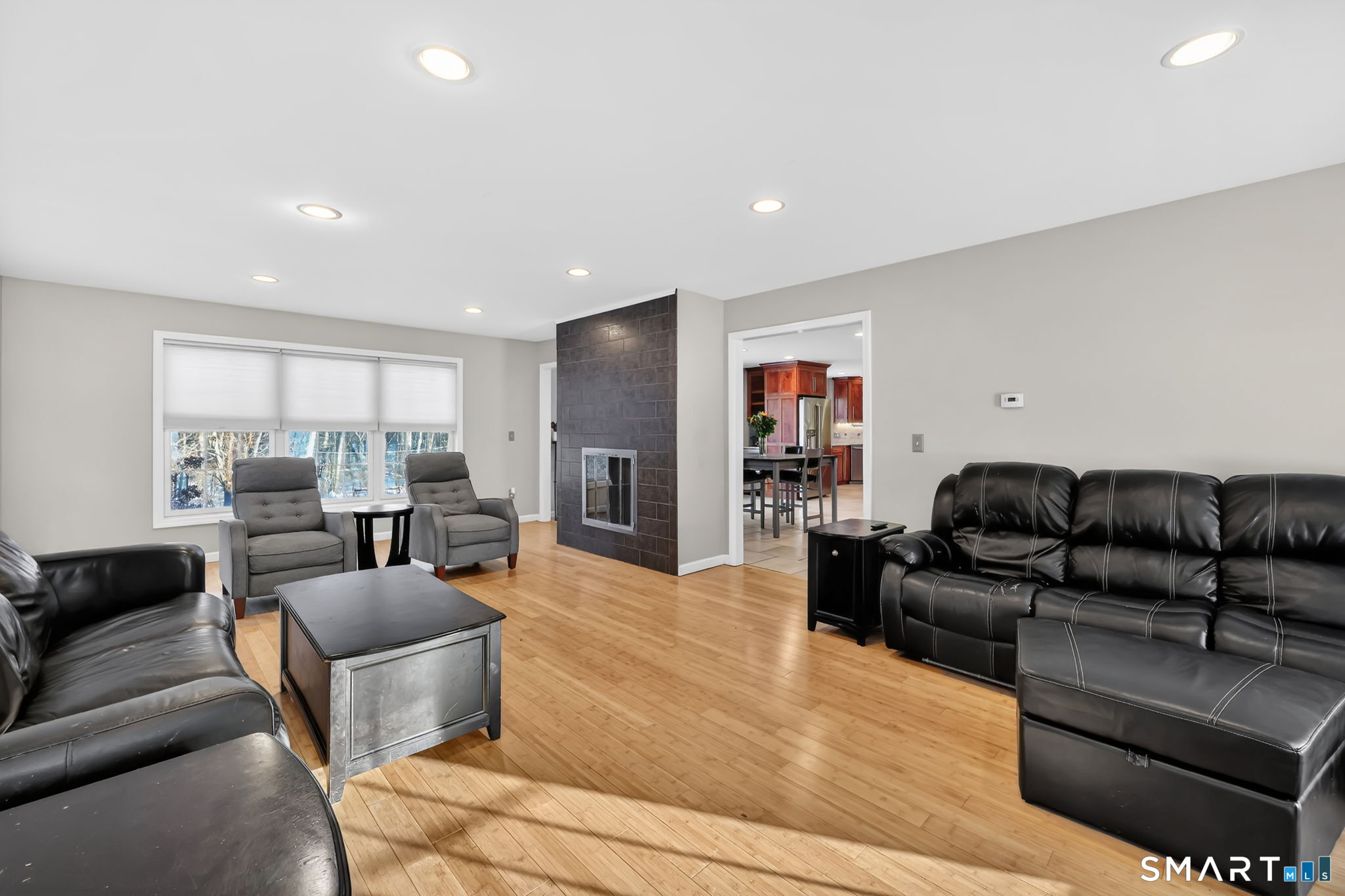 136 Gilbert Lane South Windsor CT 06074