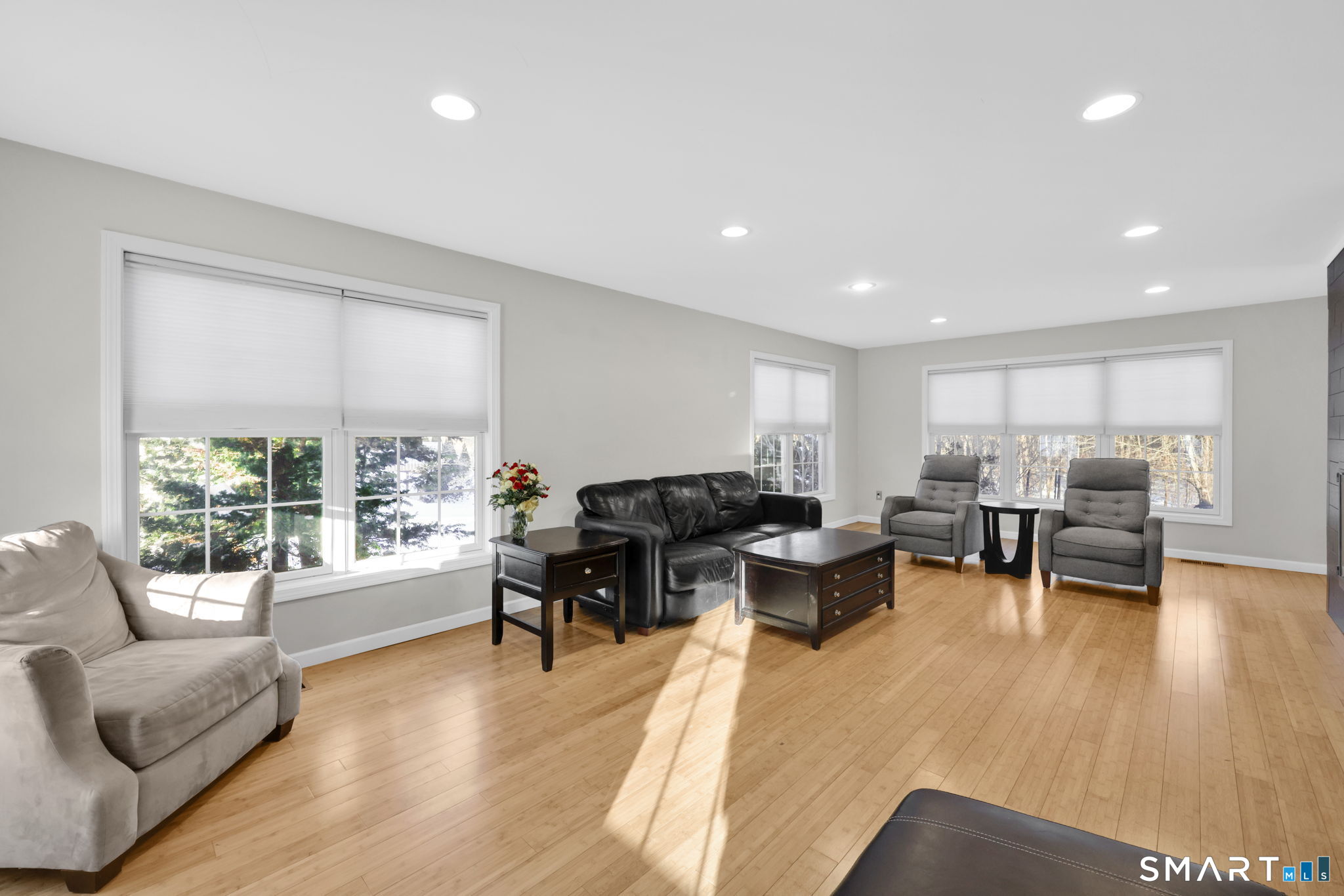 136 Gilbert Lane South Windsor CT 06074