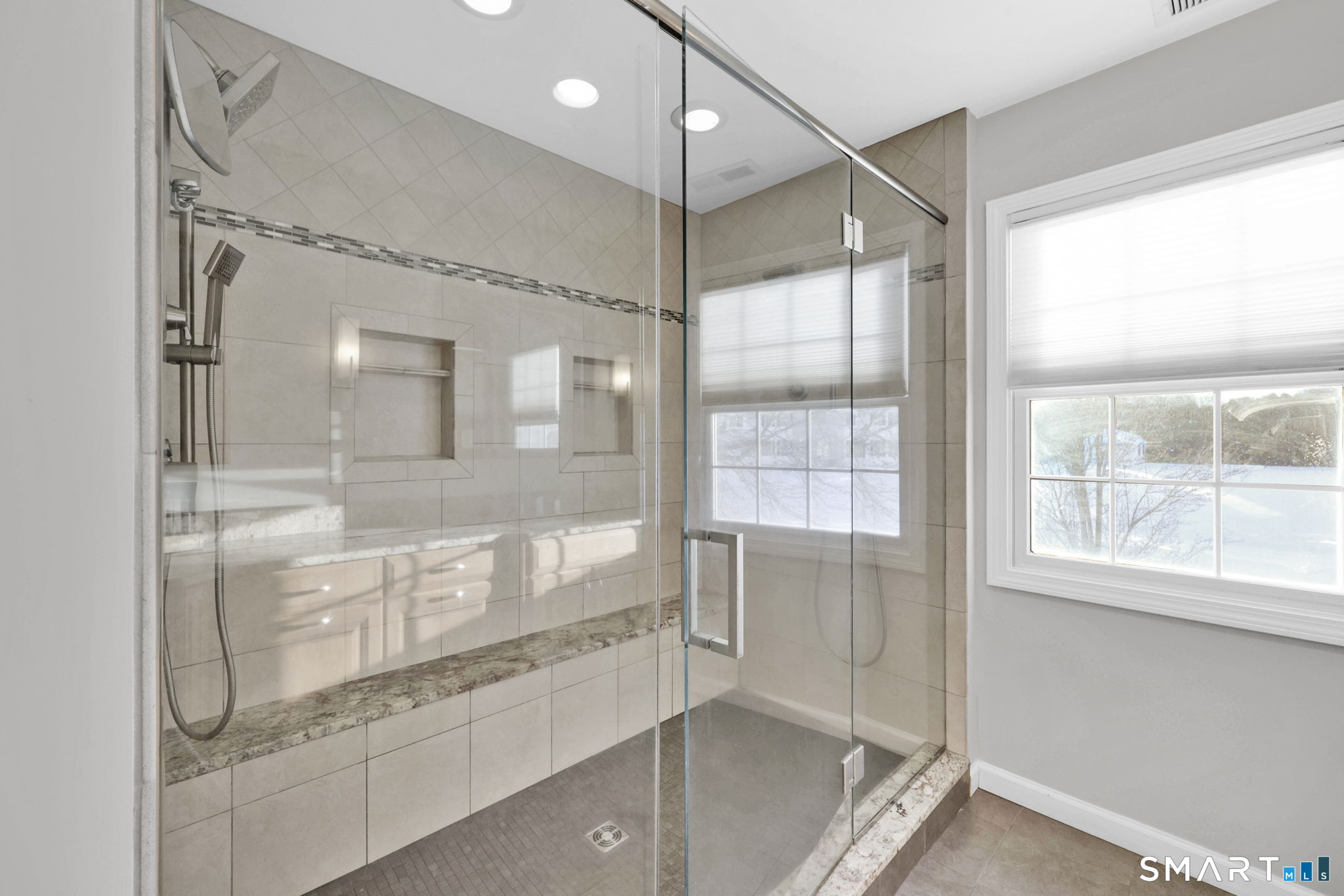 136 Gilbert Lane South Windsor CT 06074