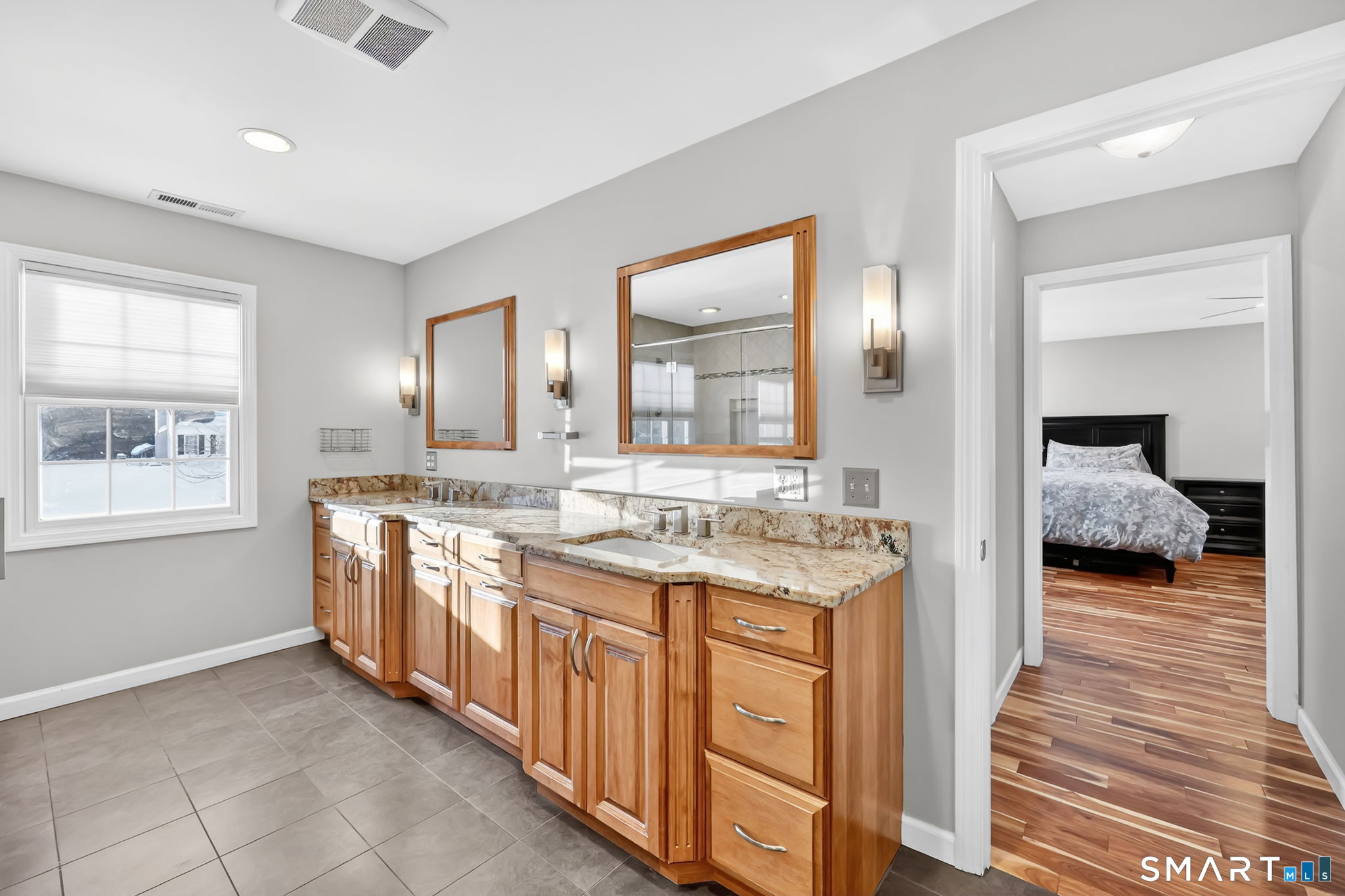 136 Gilbert Lane South Windsor CT 06074