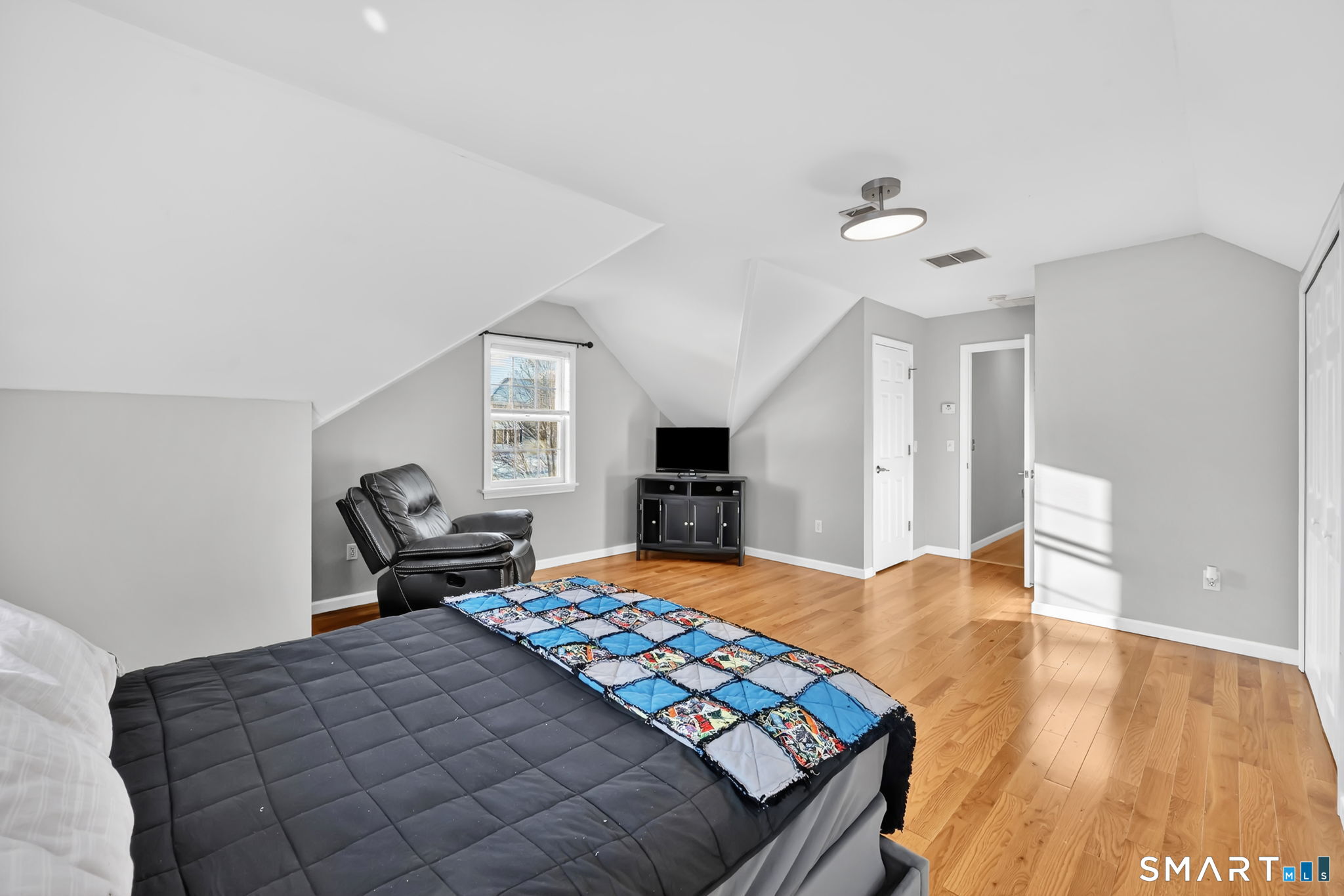 136 Gilbert Lane South Windsor CT 06074