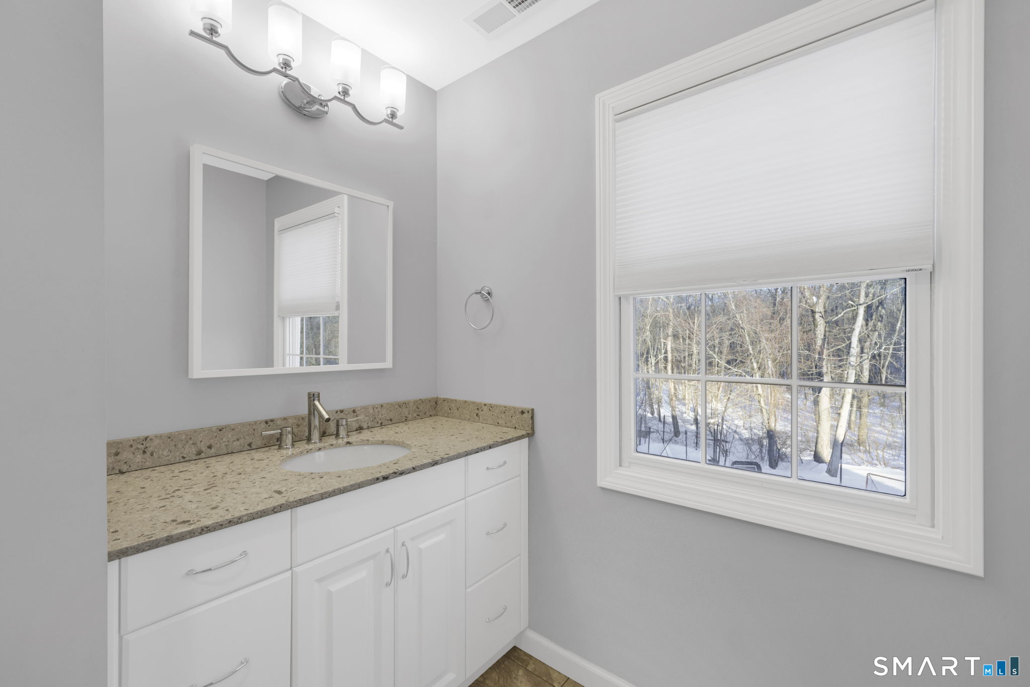 136 Gilbert Lane South Windsor CT 06074