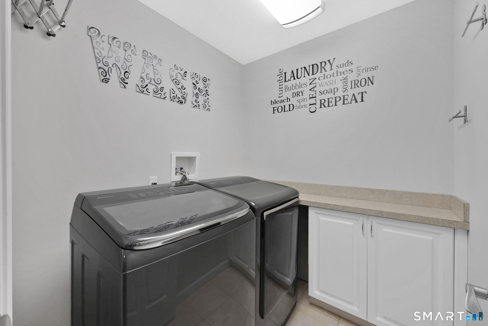 136 Gilbert Lane South Windsor CT 06074