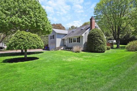 108 Weeping Willow Lane Fairfield CT 06825