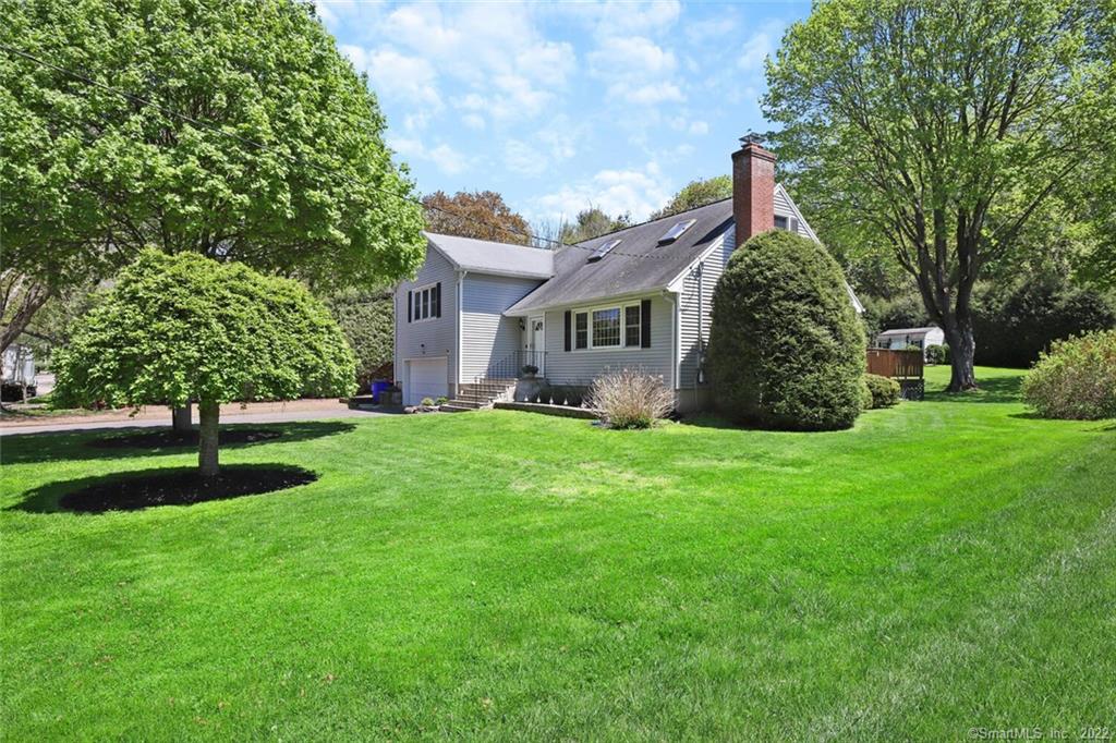 108 Weeping Willow Lane Fairfield CT 06825