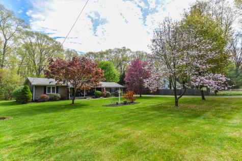 24 Old Town Road Avon CT 06001