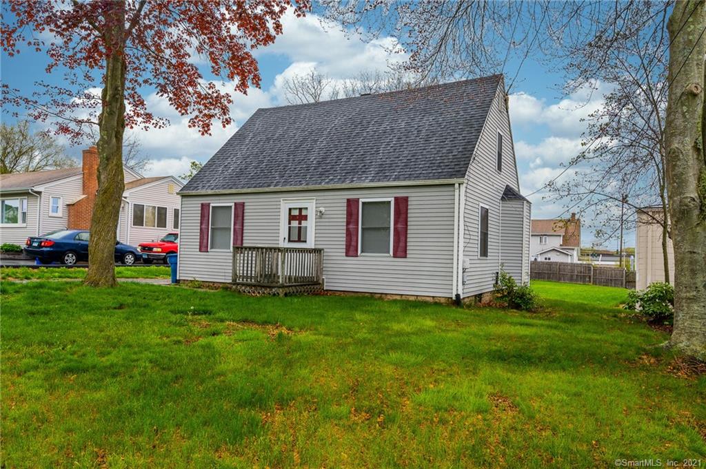 14 Louise Street Waterford CT 06385
