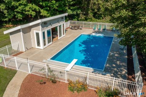 195 Webb Circle Monroe CT 06468