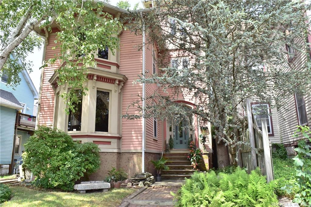 110 Hempstead Street New London CT 06320