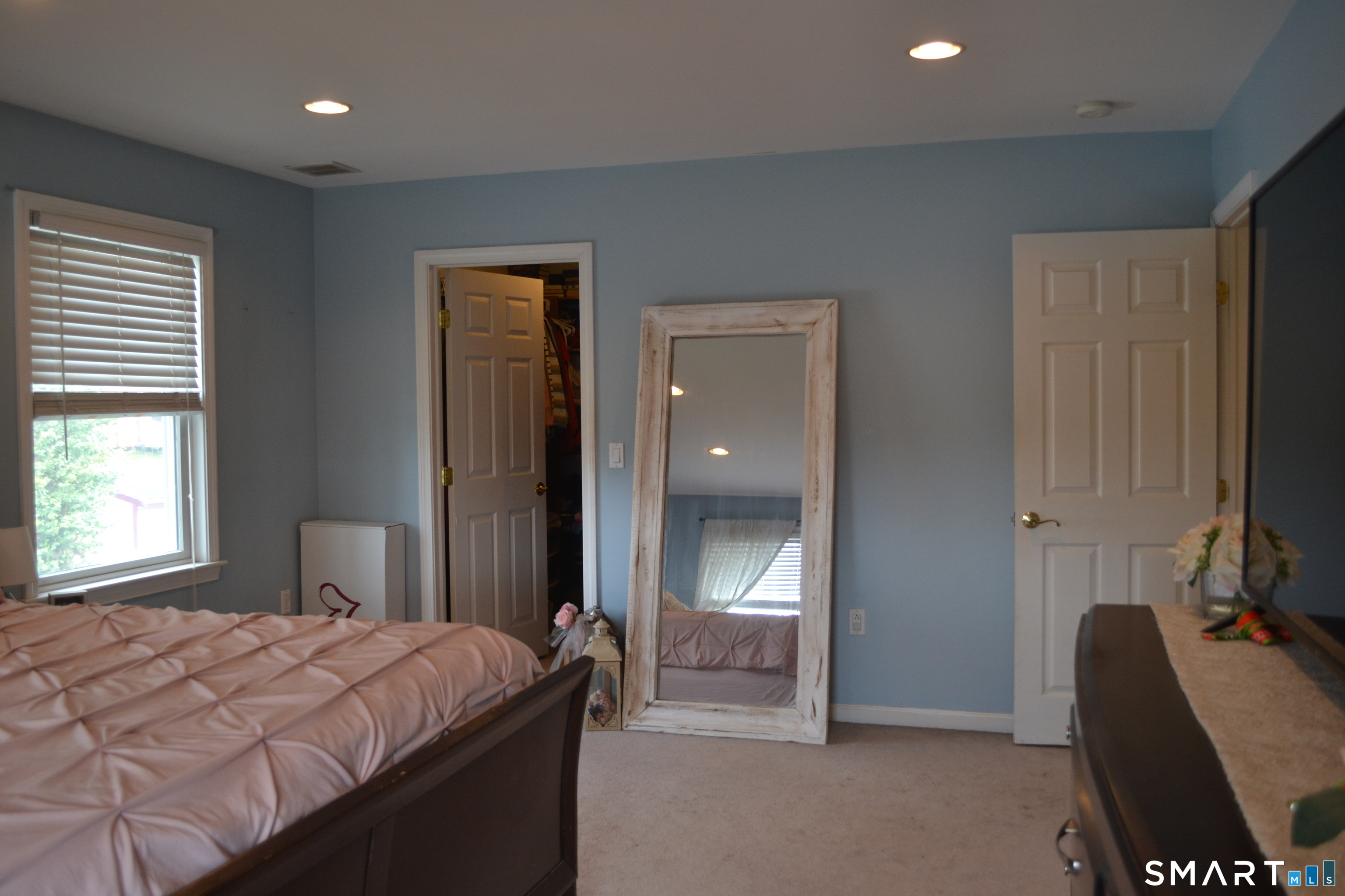 571 Old Colchester Road Montville CT 06382
