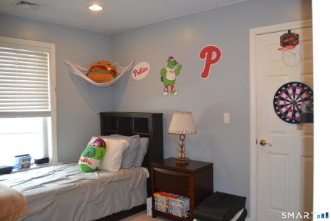 571 Old Colchester Road Montville CT 06382