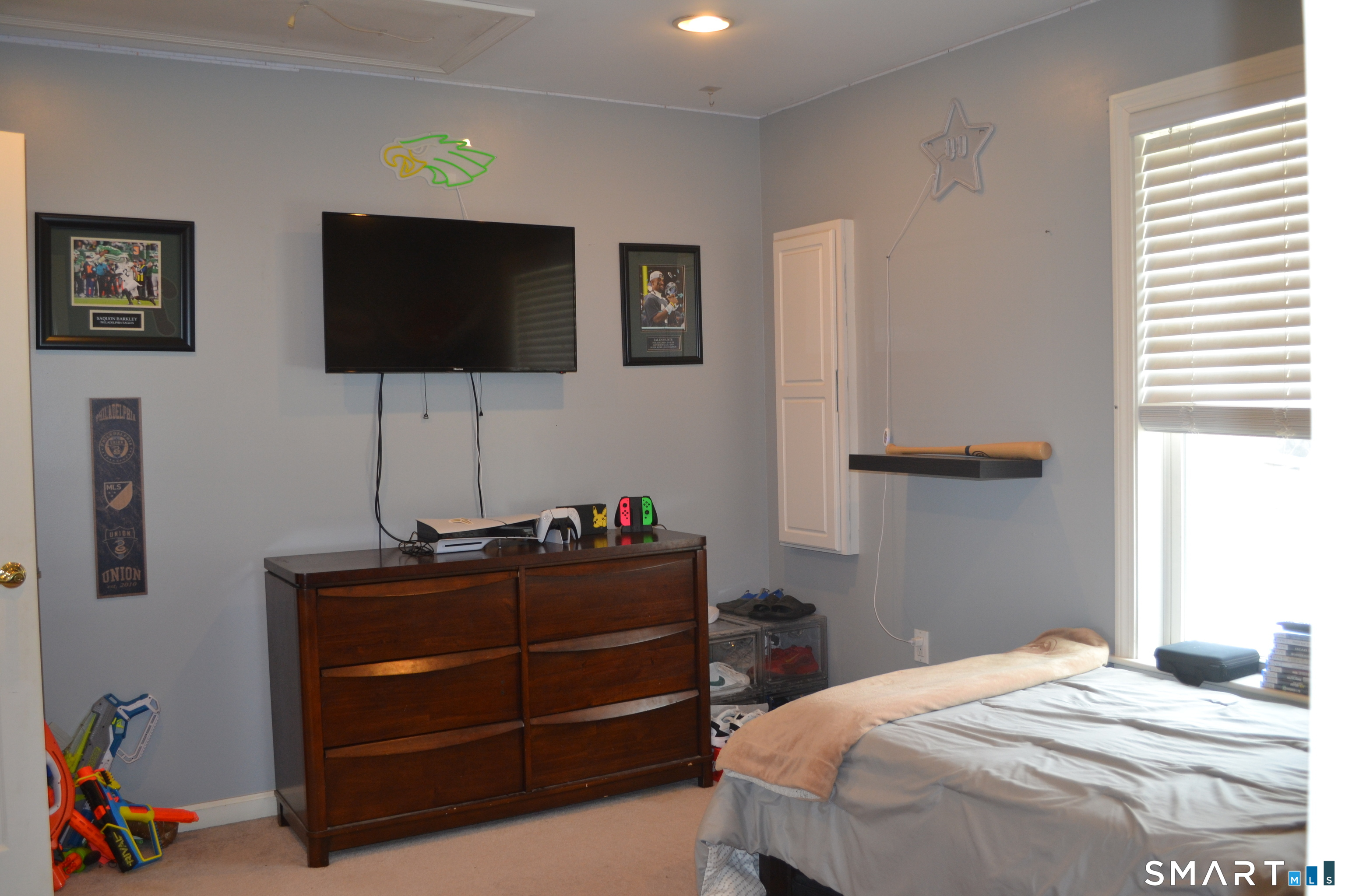 571 Old Colchester Road Montville CT 06382