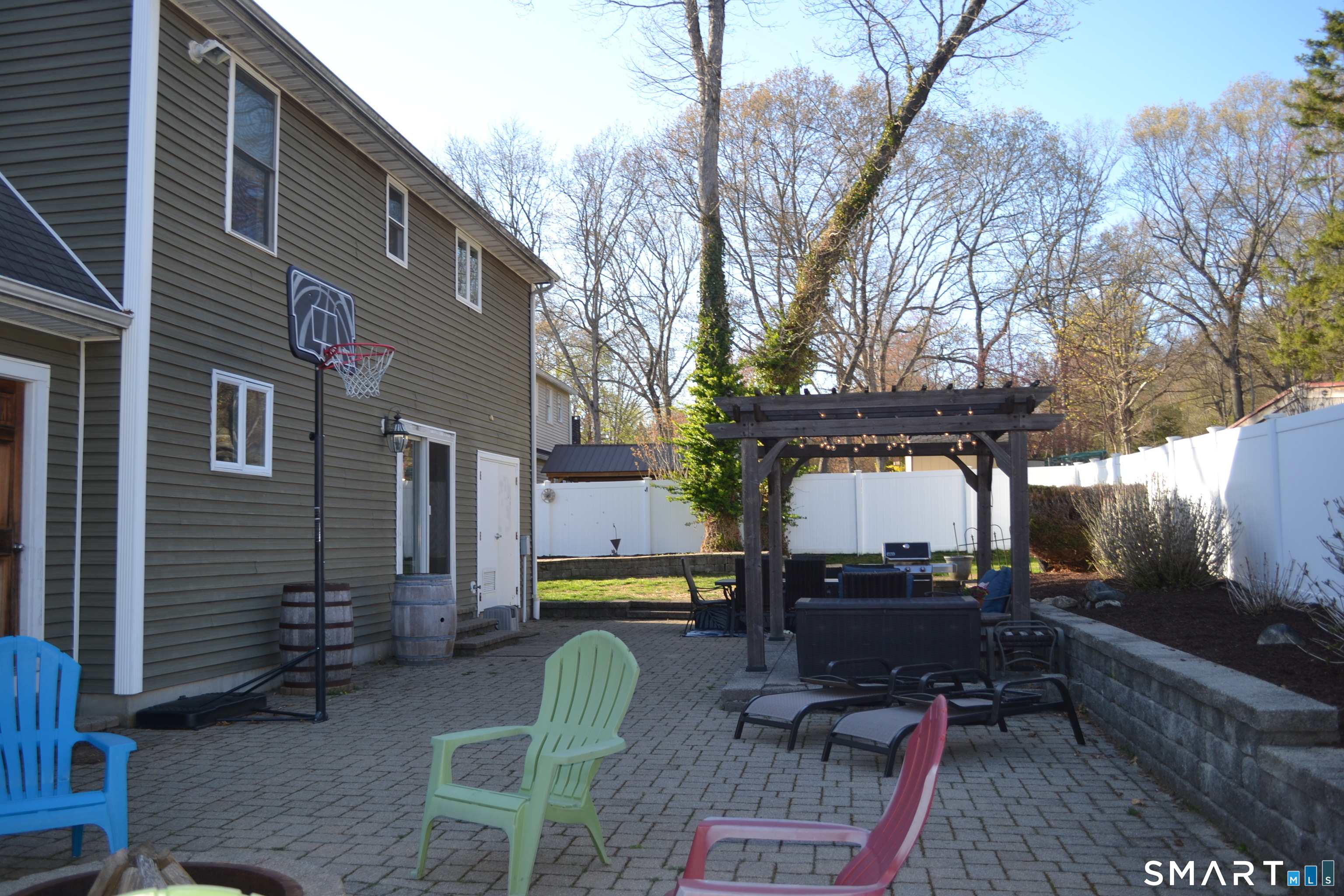 571 Old Colchester Road Montville CT 06382