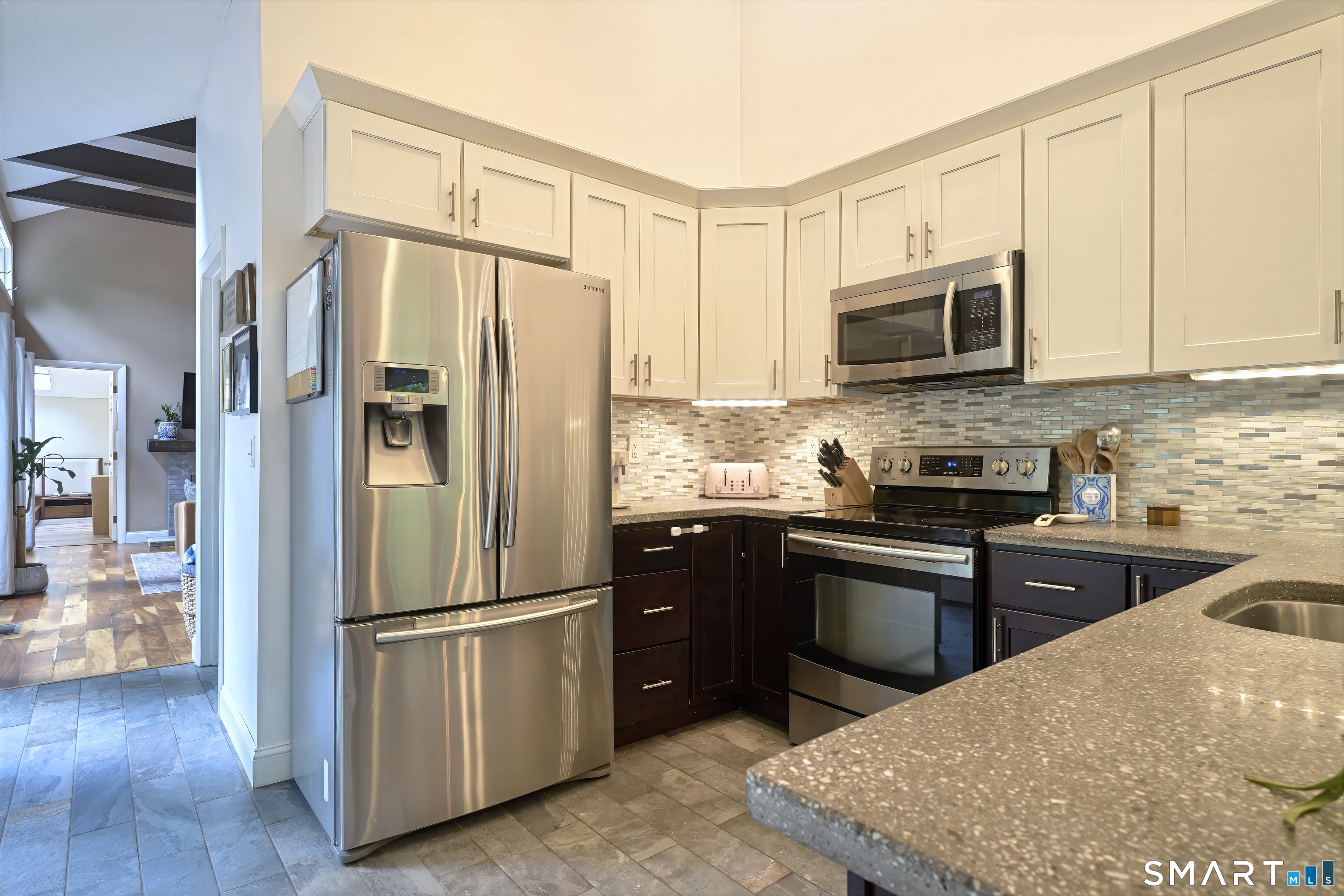 8 Mountain Trail East Hampton CT 06424
