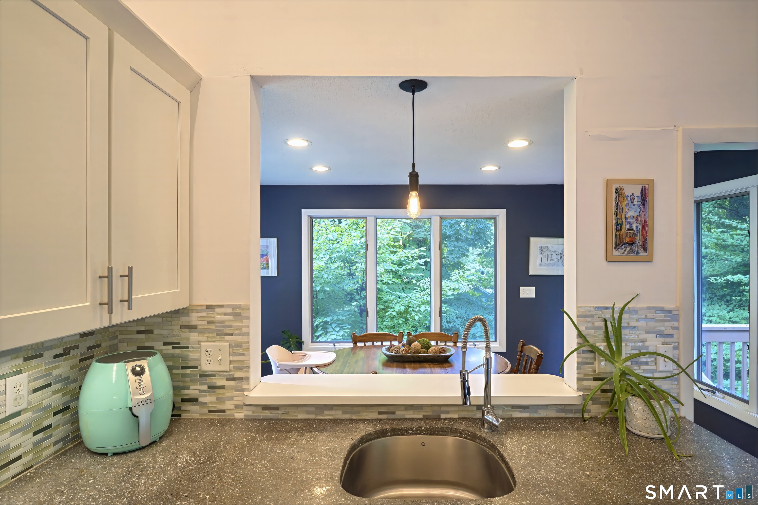 8 Mountain Trail East Hampton CT 06424