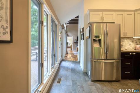 8 Mountain Trail East Hampton CT 06424