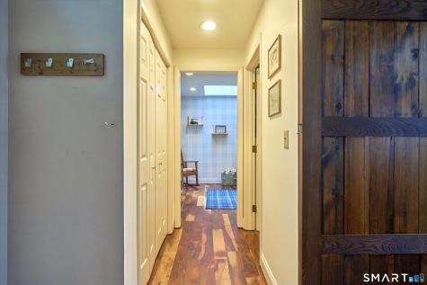 8 Mountain Trail East Hampton CT 06424